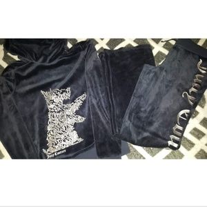 Like new  Juicy Couture jogging suit
